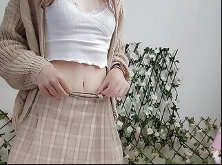 amateur (shemale) big cock (shemale) teen girl cant resist pleasuring her cock ladyboy (shemale)